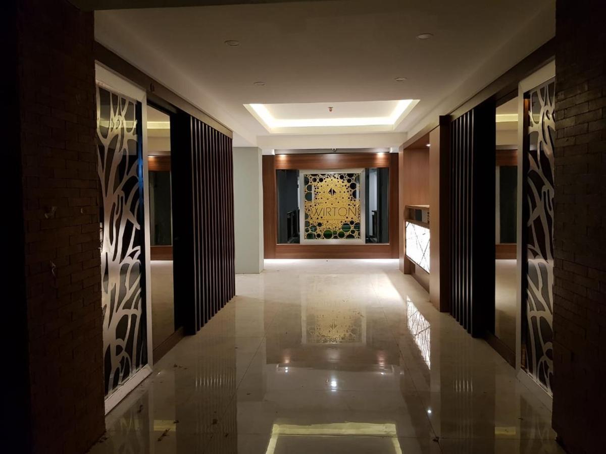 Wirton Seminyak Hotel Denpasar Kültér fotó